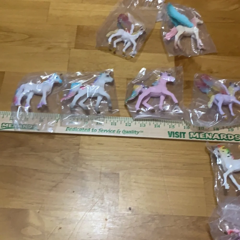 New 8 Unicorn figures collection - cake toppers - rainbow - figures
